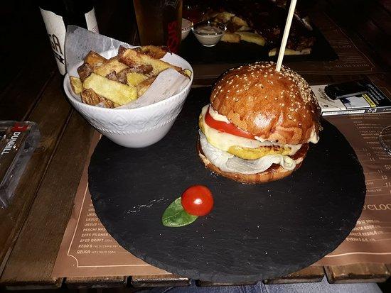 Snobbish Burger